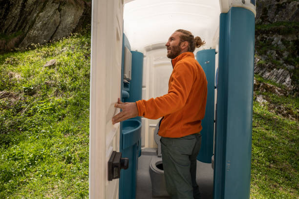 Affordable portable toilet rental in South St Paul, MN
